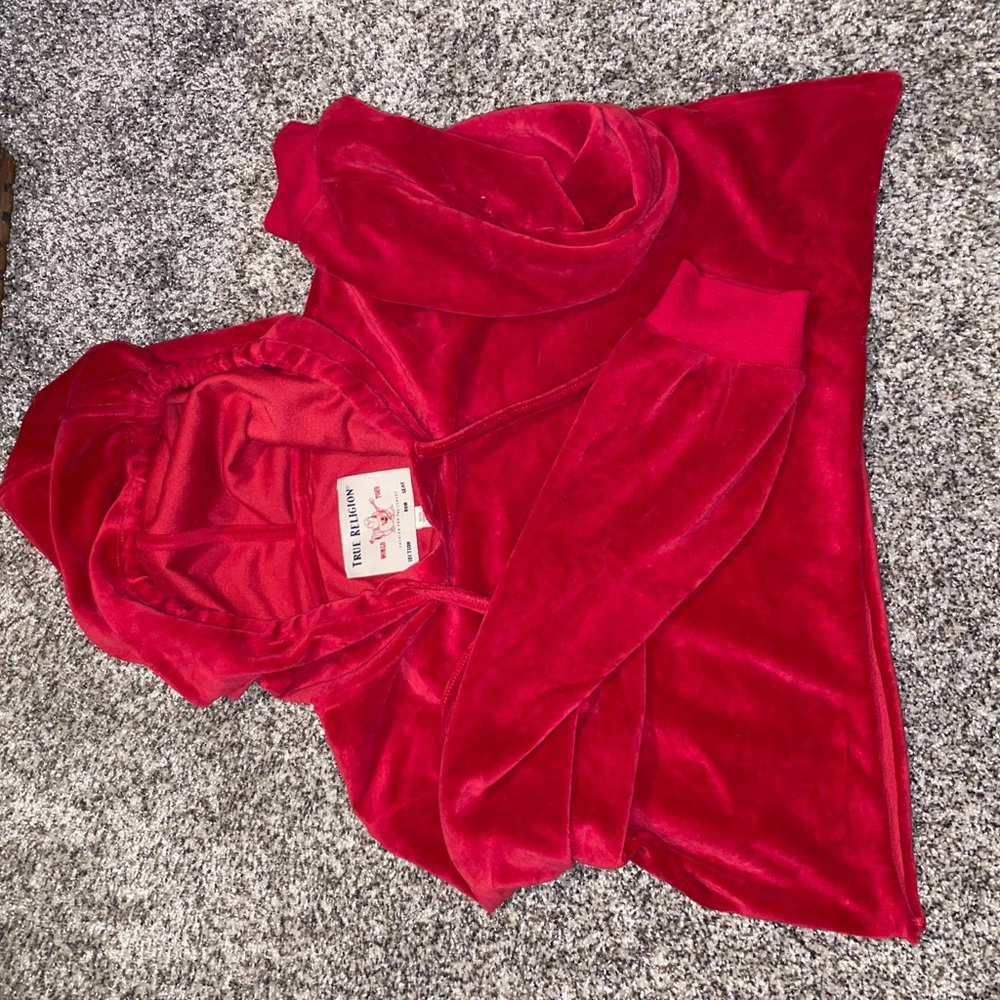 Red true religion sweat suit
